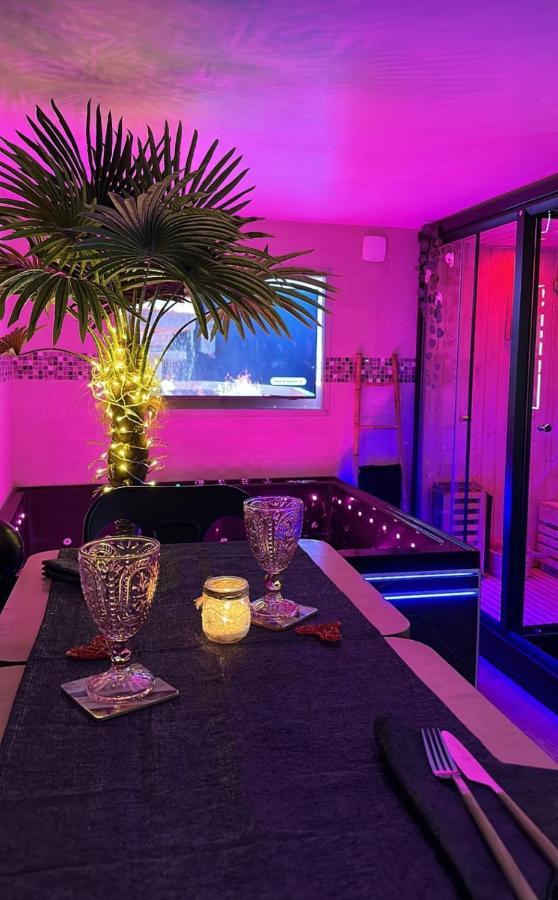 Bioty Chill & Spa Le Blanc-Mesnil Esterno foto