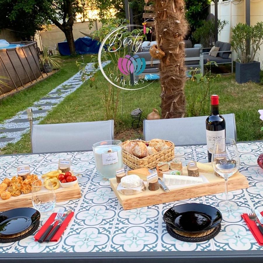 Bioty Chill & Spa Le Blanc-Mesnil Esterno foto